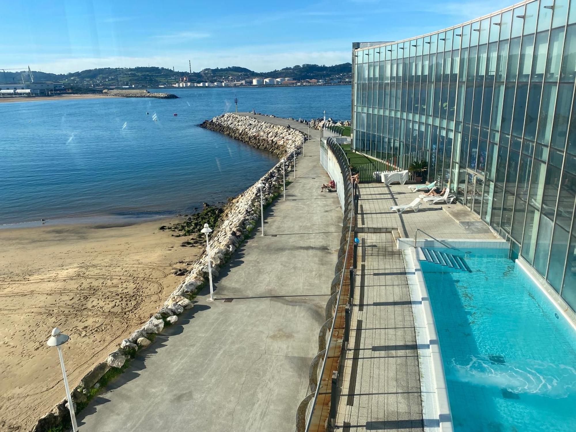 גיחון Poniente Beach מראה חיצוני תמונה