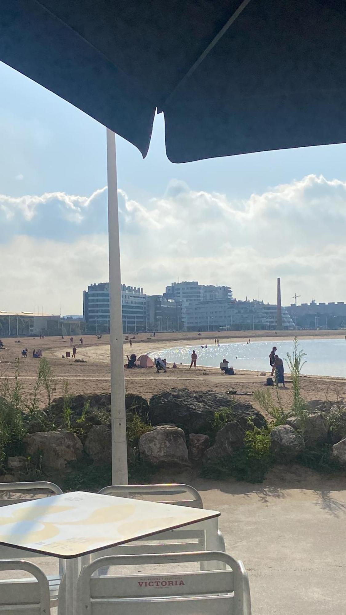 גיחון Poniente Beach מראה חיצוני תמונה