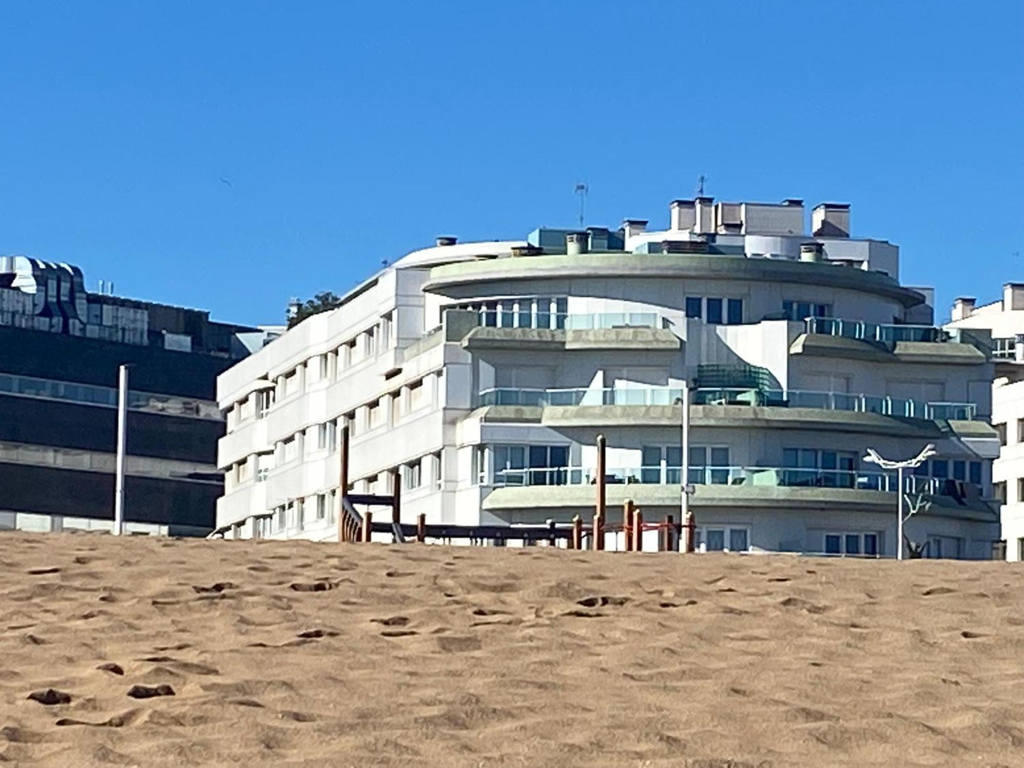 גיחון Poniente Beach מראה חיצוני תמונה