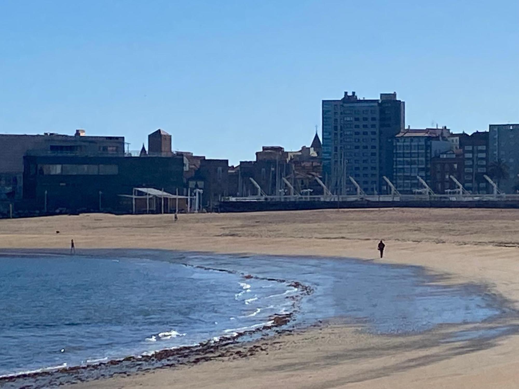 גיחון Poniente Beach מראה חיצוני תמונה