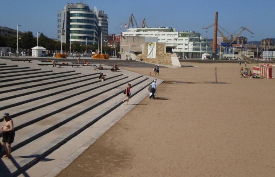 גיחון Poniente Beach מראה חיצוני תמונה